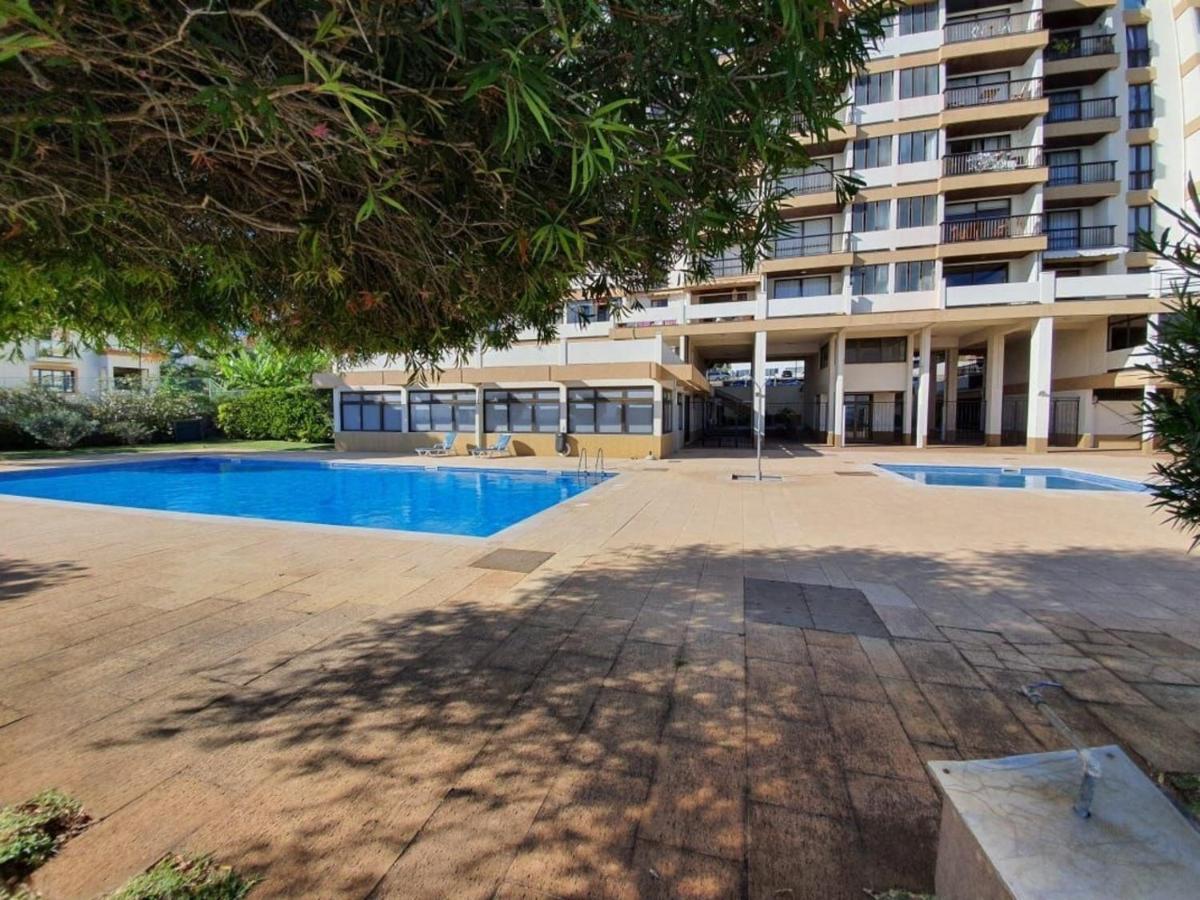 Sunrise Glances & Free Parking Apartment Funchal  Exterior photo
